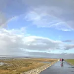 Doppelhaushaelfte In Friedrichskoog-spitze